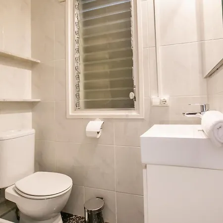 31par1110 - Mediterranean Style Apartment Barcelona